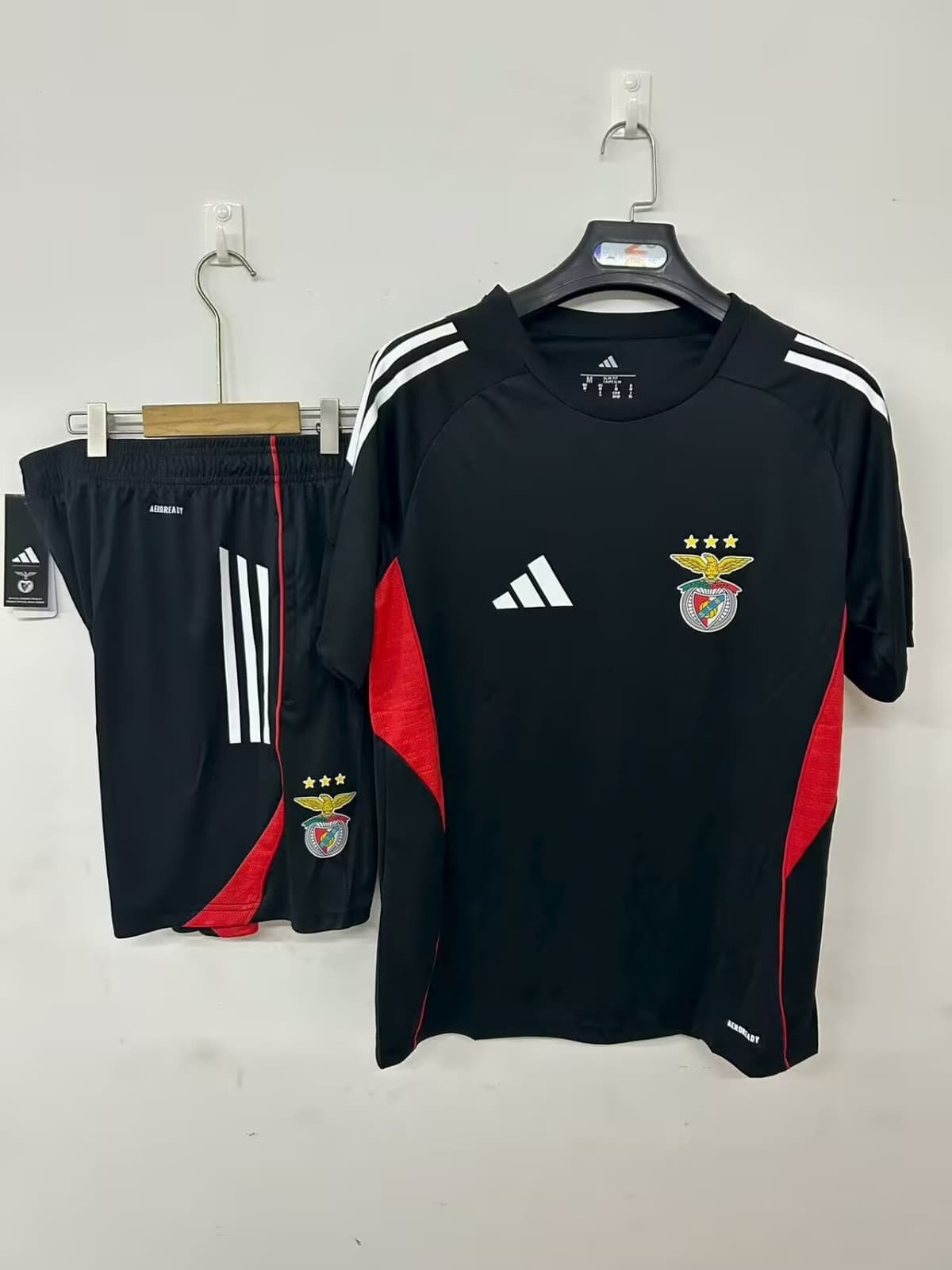 Kit Adulto Treino SL Benfica 25/26