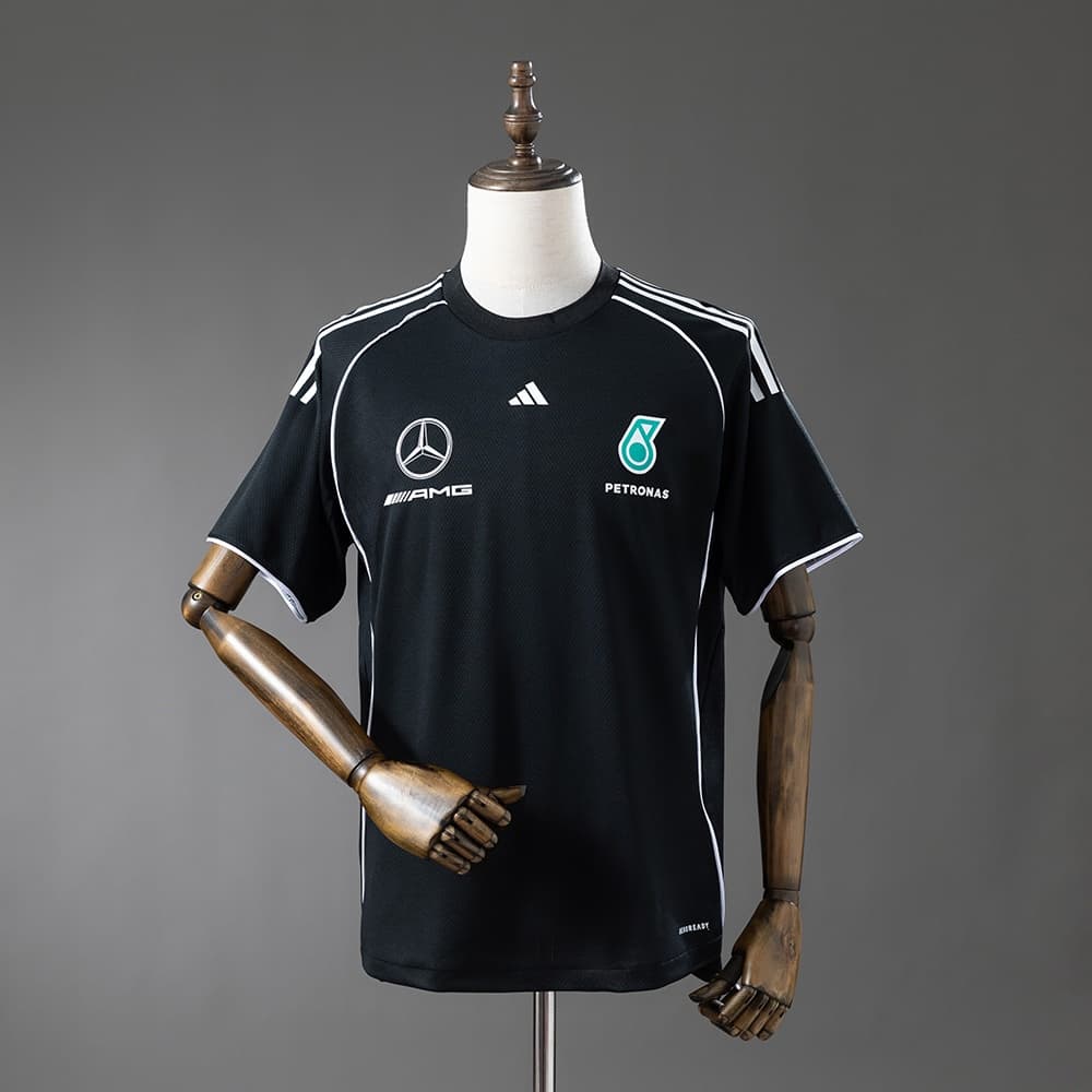 T-Shirt Mercedes-AMG Petronas F1 2026 Preta